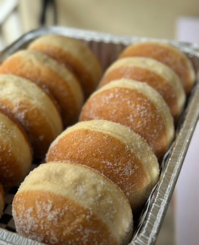 Nienie's Fluffy Doughnuts