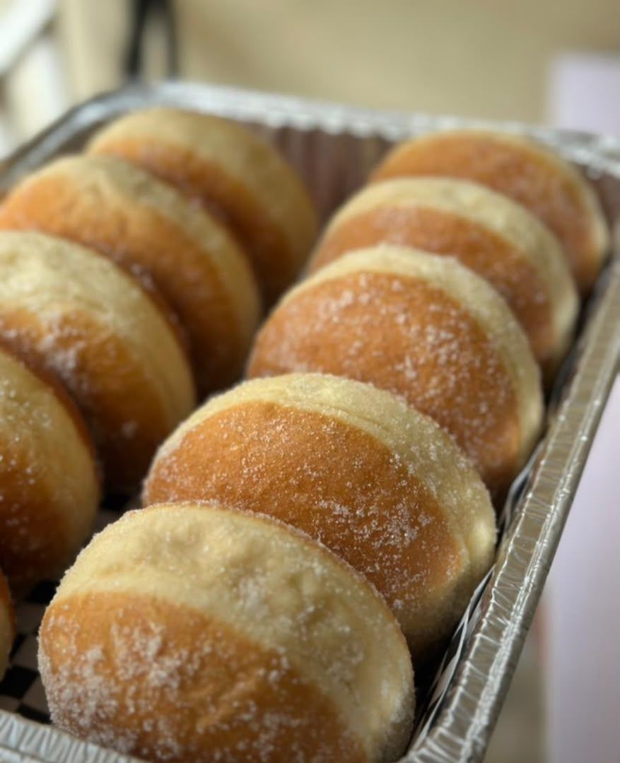 Nienie's Fluffy Doughnuts